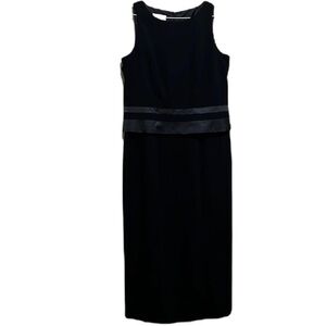 Women’s AGB Dress, Sleeveless, Round Neckline, Color Black, Size 12
